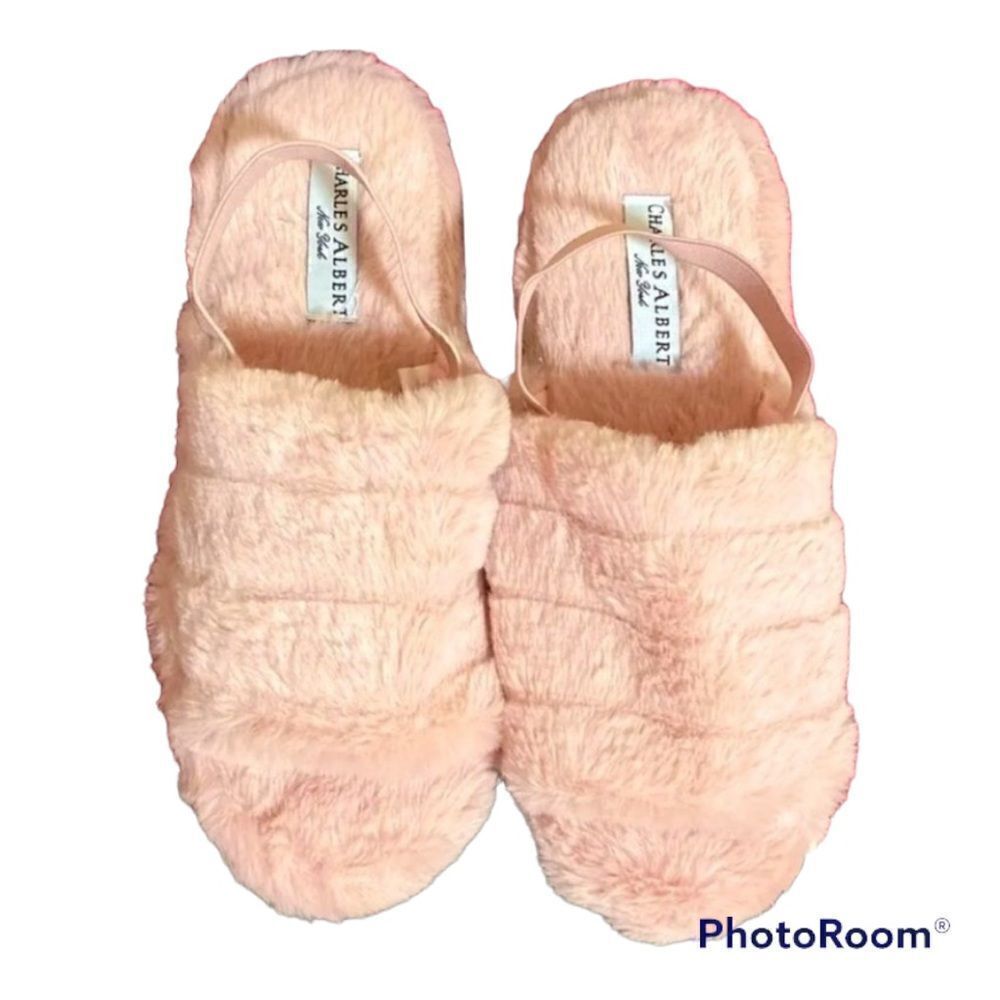 New Charles Albert Cushion Slippers Size 7-8